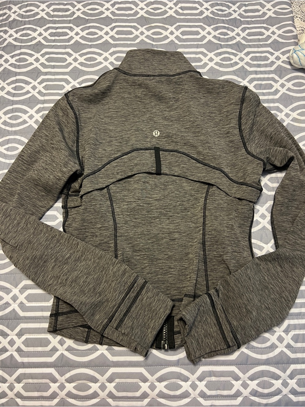 Lululemon Cropped Define Jacket - Picture 2 of 3